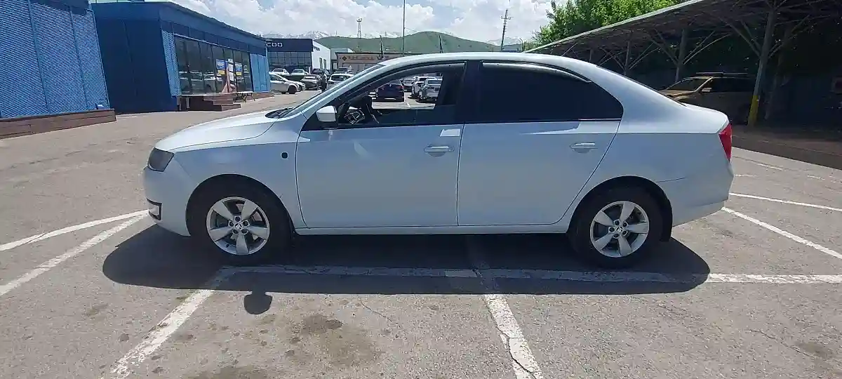 Skoda Rapid 2014 года за 5 500 000 тг. в Алматы
