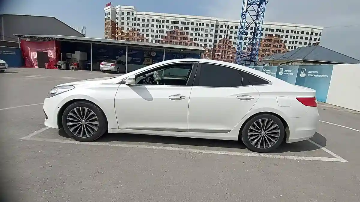 Hyundai Grandeur 2013 года за 9 200 000 тг. в Шымкент