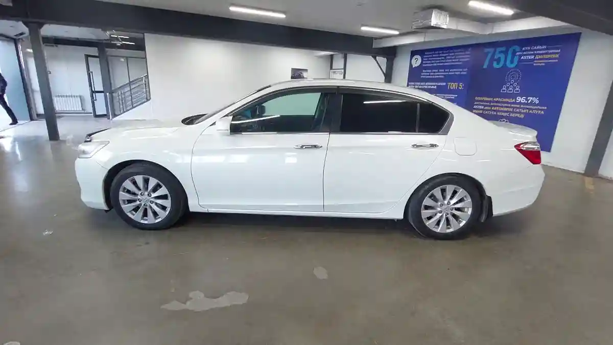 Honda Accord 2013 года за 6 800 000 тг. в Астана