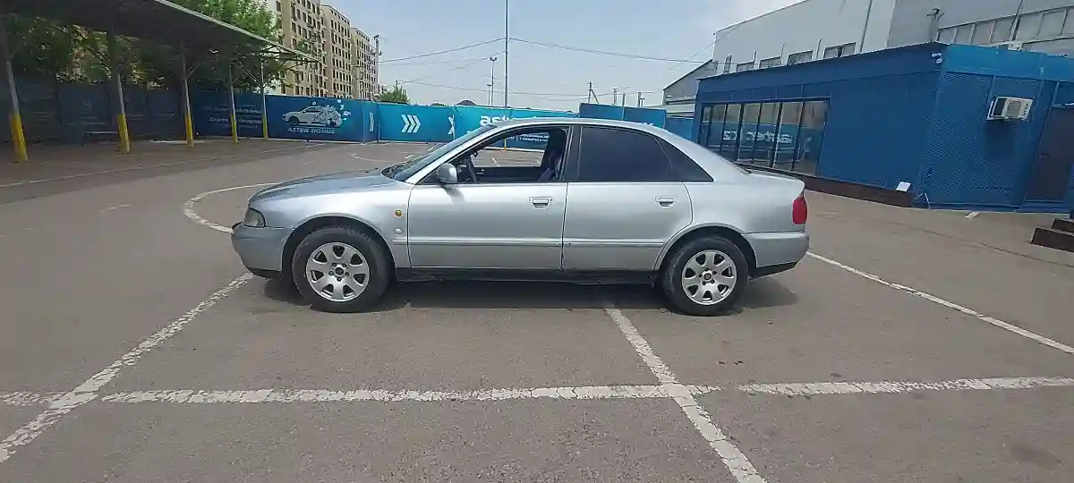 Audi A4 1996 года за 1 200 000 тг. в Алматы