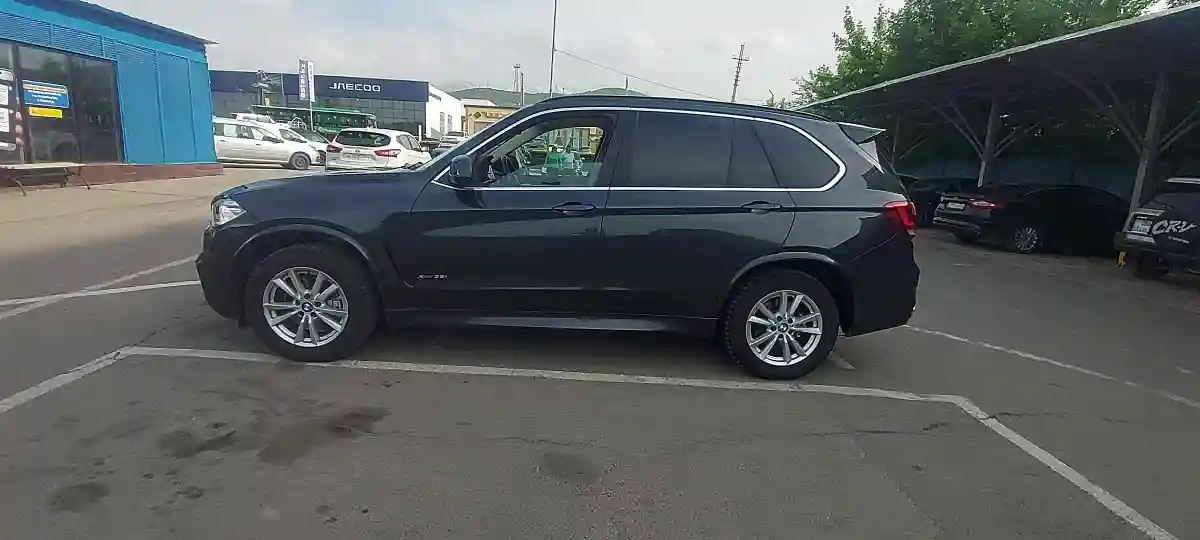BMW X5 2015 года за 15 000 000 тг. в Алматы