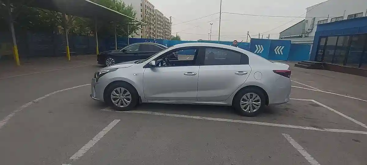 Kia Rio 2021 года за 7 000 000 тг. в Алматы