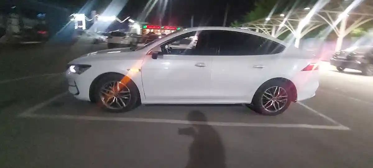 BYD Qin 2024 года за 5 300 000 тг. в Алматы