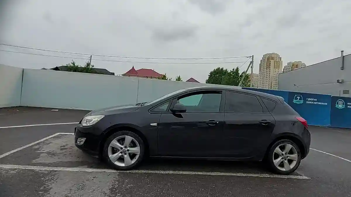 Opel Astra 2010 года за 3 000 000 тг. в Шымкент