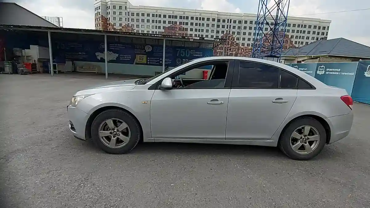 Daewoo Lacetti Premiere 2009 года за 2 800 000 тг. в Шымкент