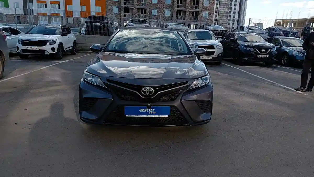 Toyota Camry 2019 года за 12 000 000 тг. в Астана