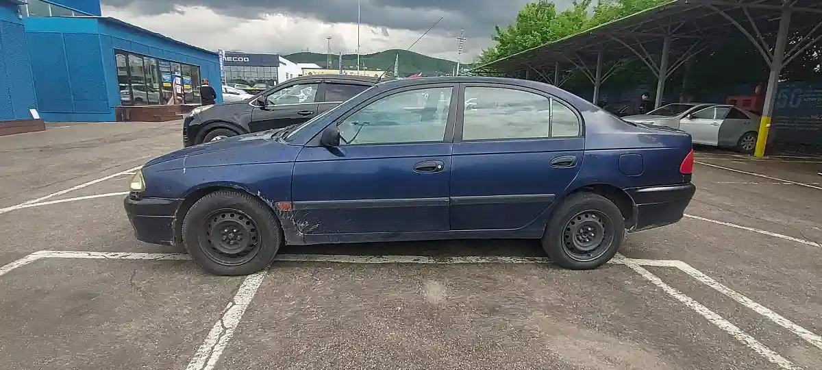 Toyota Avensis 2002 года за 2 000 000 тг. в Алматы