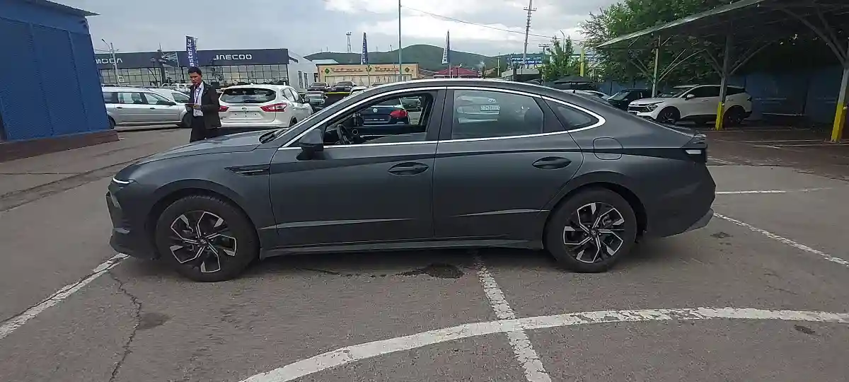 Hyundai Sonata 2024 года за 13 500 000 тг. в Алматы