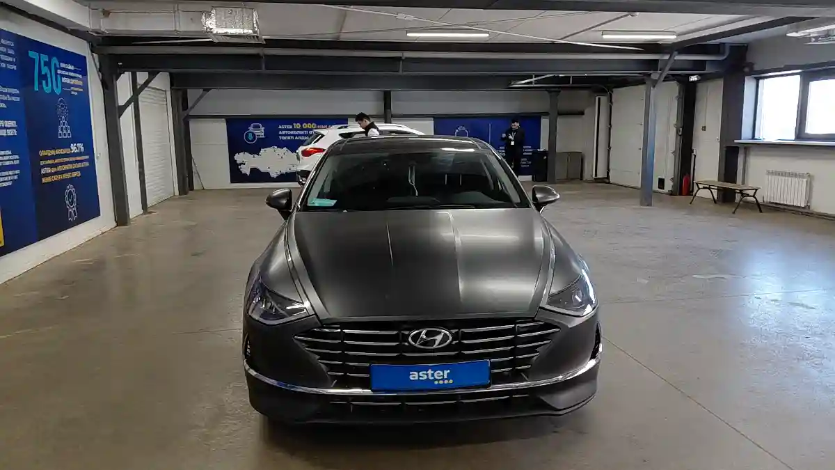 Hyundai Sonata 2021 года за 11 000 000 тг. в Астана