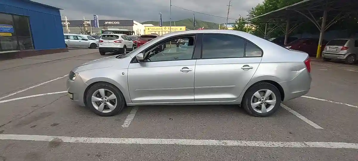 Skoda Rapid 2014 года за 3 300 000 тг. в Алматы