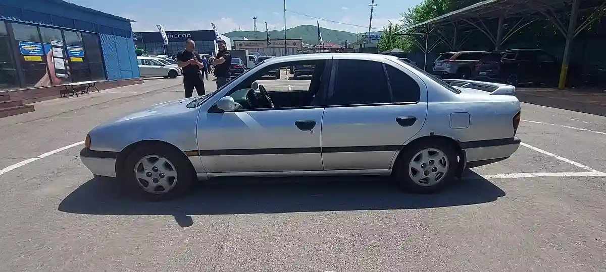 Nissan Primera 1995 года за 500 000 тг. в Алматы
