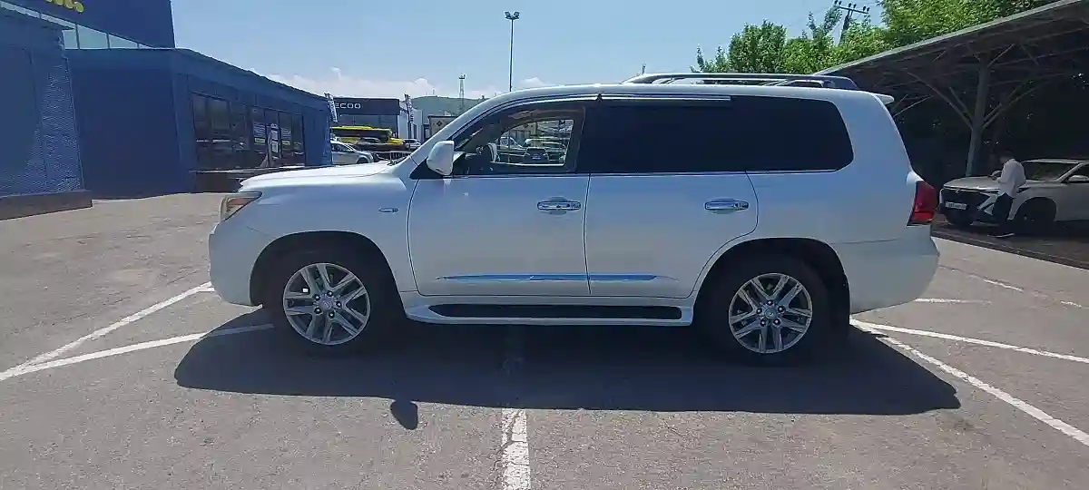 Lexus LX 2008 года за 16 500 000 тг. в Алматы