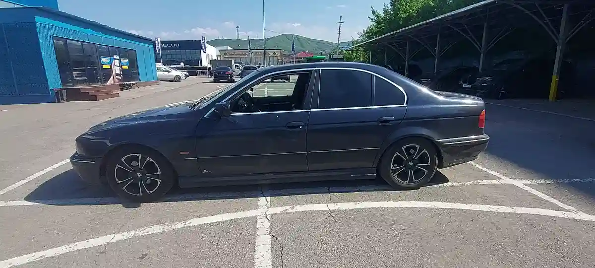 BMW 5 серии 1997 года за 3 500 000 тг. в Алматы