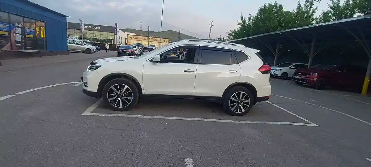Nissan X-Trail 2019 года за 10 000 000 тг. в Алматы