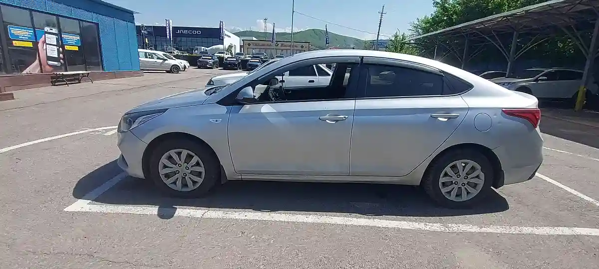 Hyundai Accent 2019 года за 5 000 000 тг. в Алматы