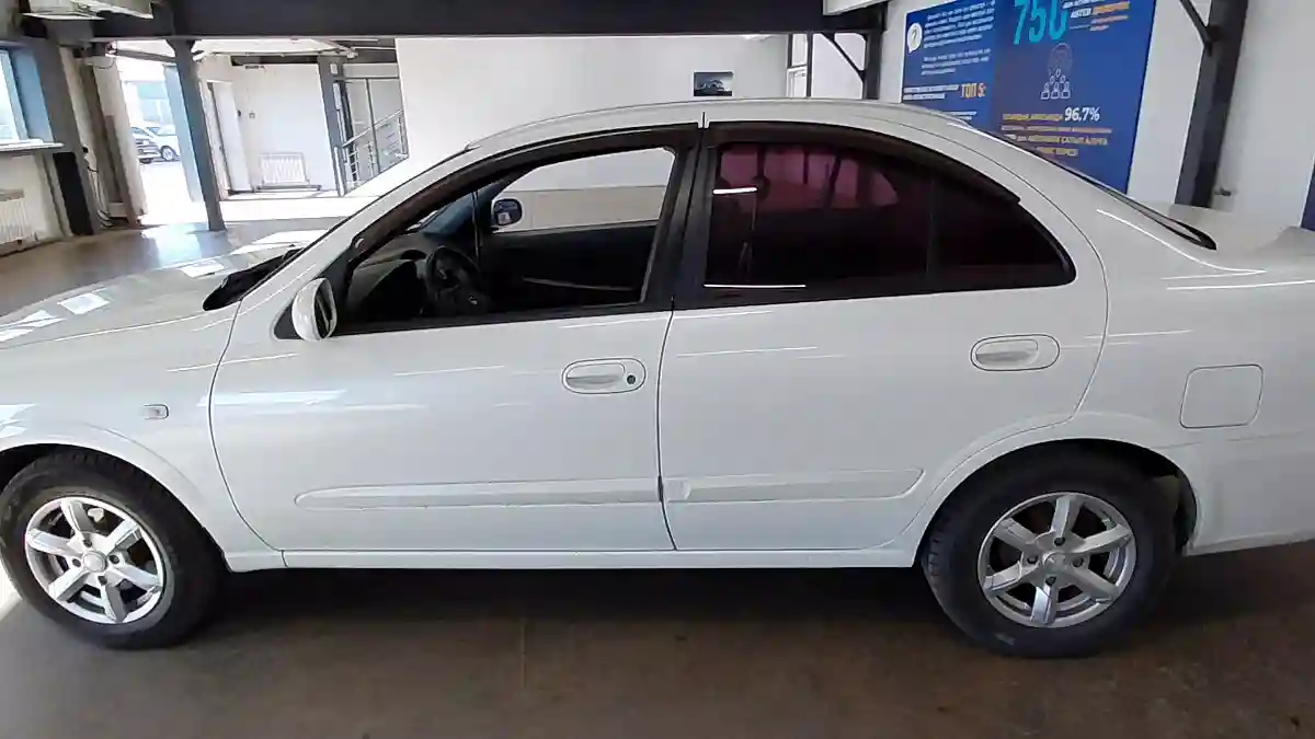 Nissan Almera Classic 2012 года за 4 000 000 тг. в Астана