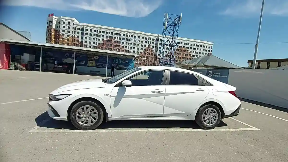Hyundai Elantra 2024 года за 9 000 000 тг. в Шымкент