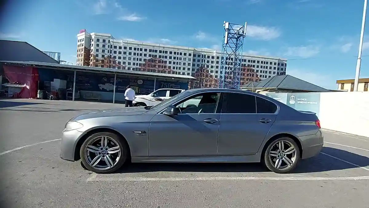 BMW 5 серии 2010 года за 9 000 000 тг. в Шымкент