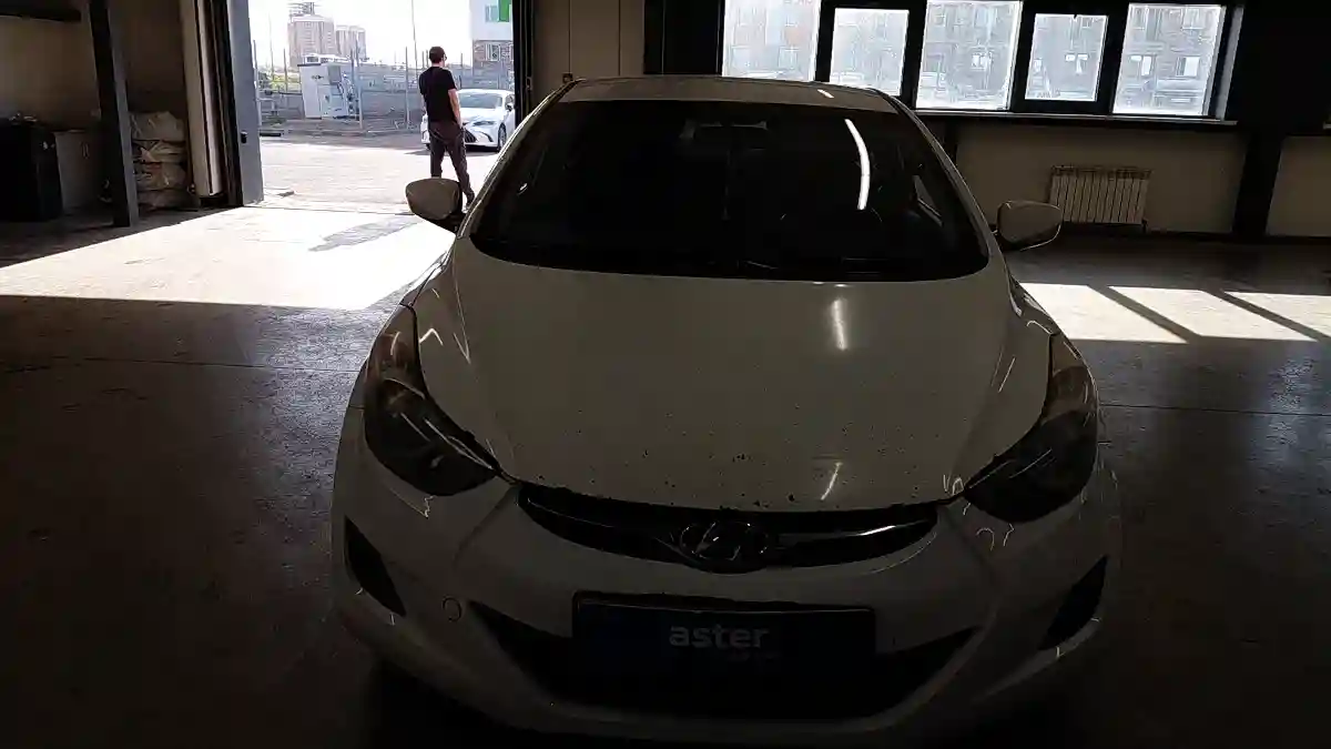 Hyundai Elantra 2013 года за 4 000 000 тг. в Астана