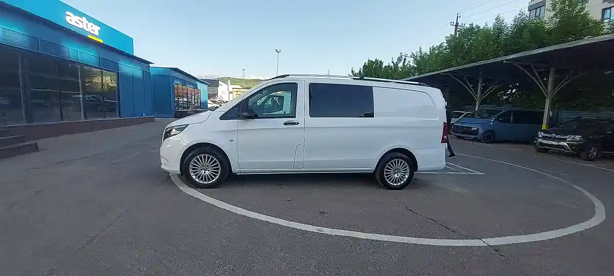 Mercedes-Benz Vito 2021 года за 24 000 000 тг. в Алматы