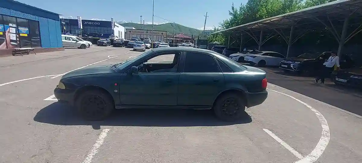 Audi A4 1995 года за 680 000 тг. в Алматы