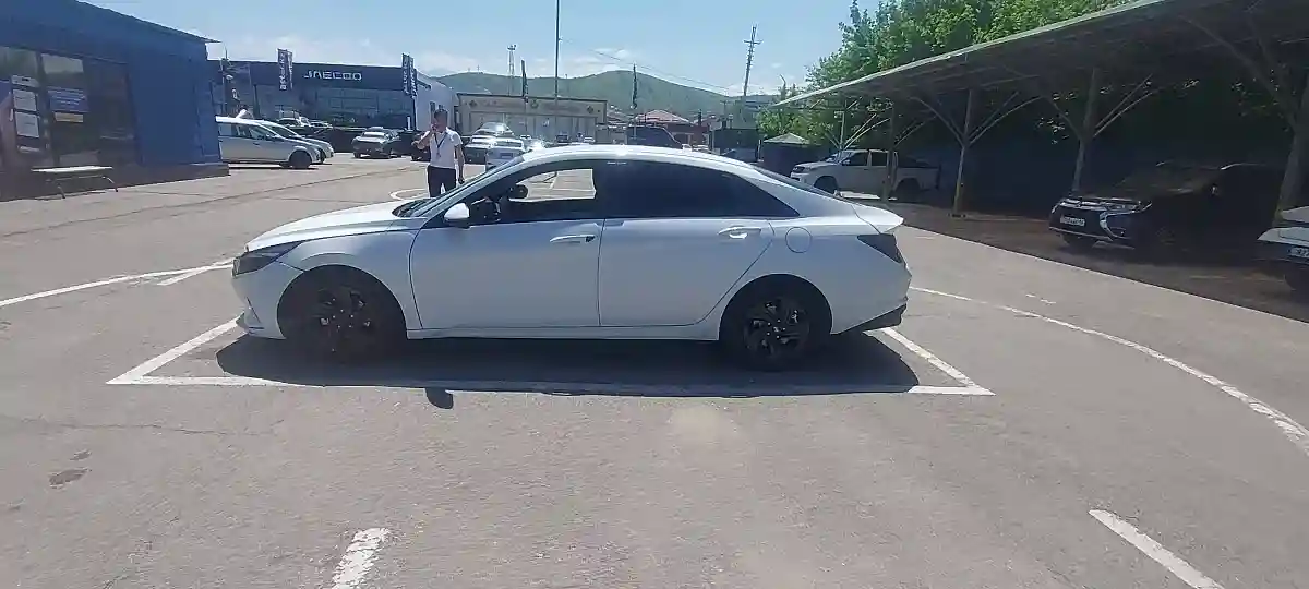 Hyundai Elantra 2023 года за 6 500 000 тг. в Алматы