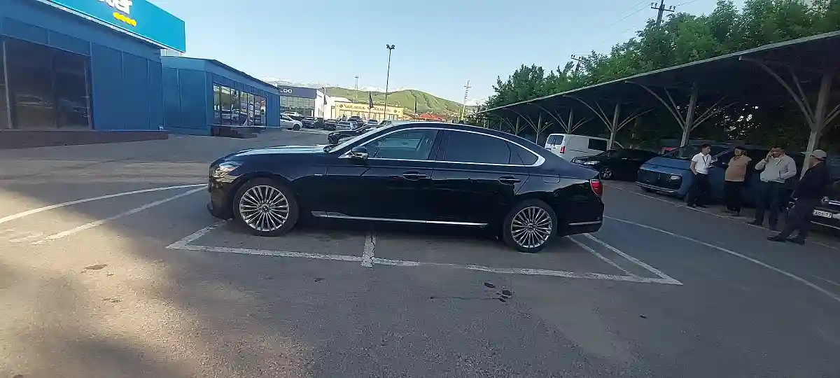 Kia K900 2018 года за 16 500 000 тг. в Алматы