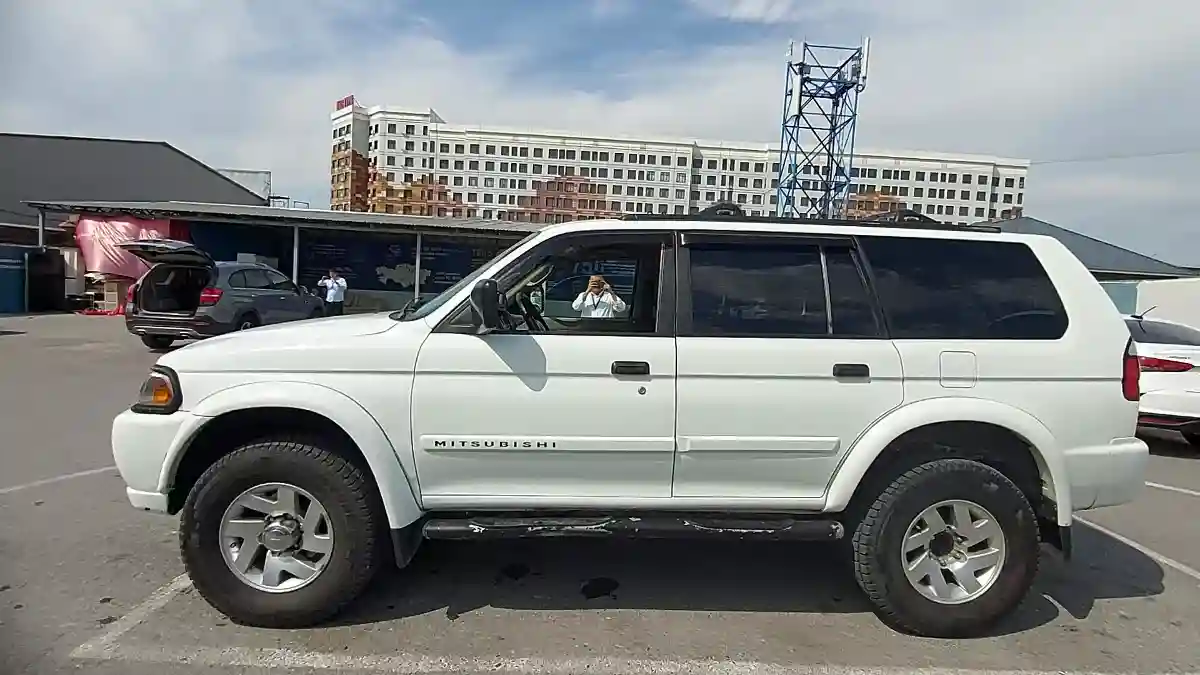 Mitsubishi Montero Sport 2000 года за 3 500 000 тг. в Шымкент
