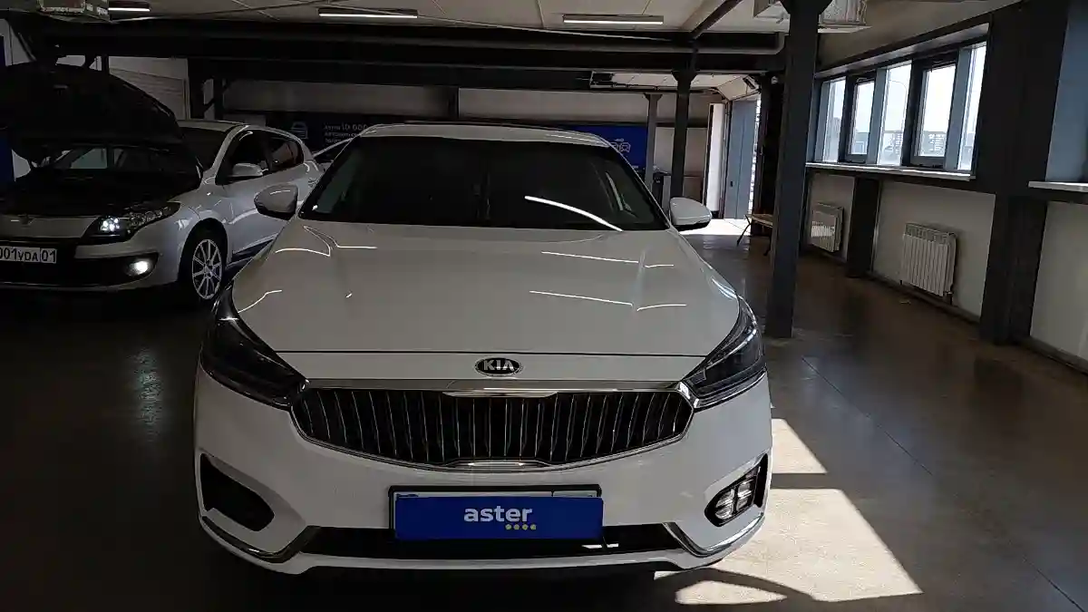 Kia K7 2016 года за 8 900 000 тг. в Астана