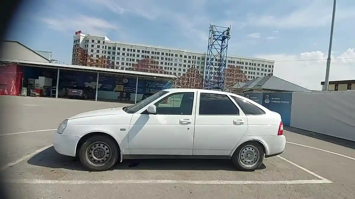 LADA (ВАЗ) Priora 2013 года за 800 000 тг. в Шымкент