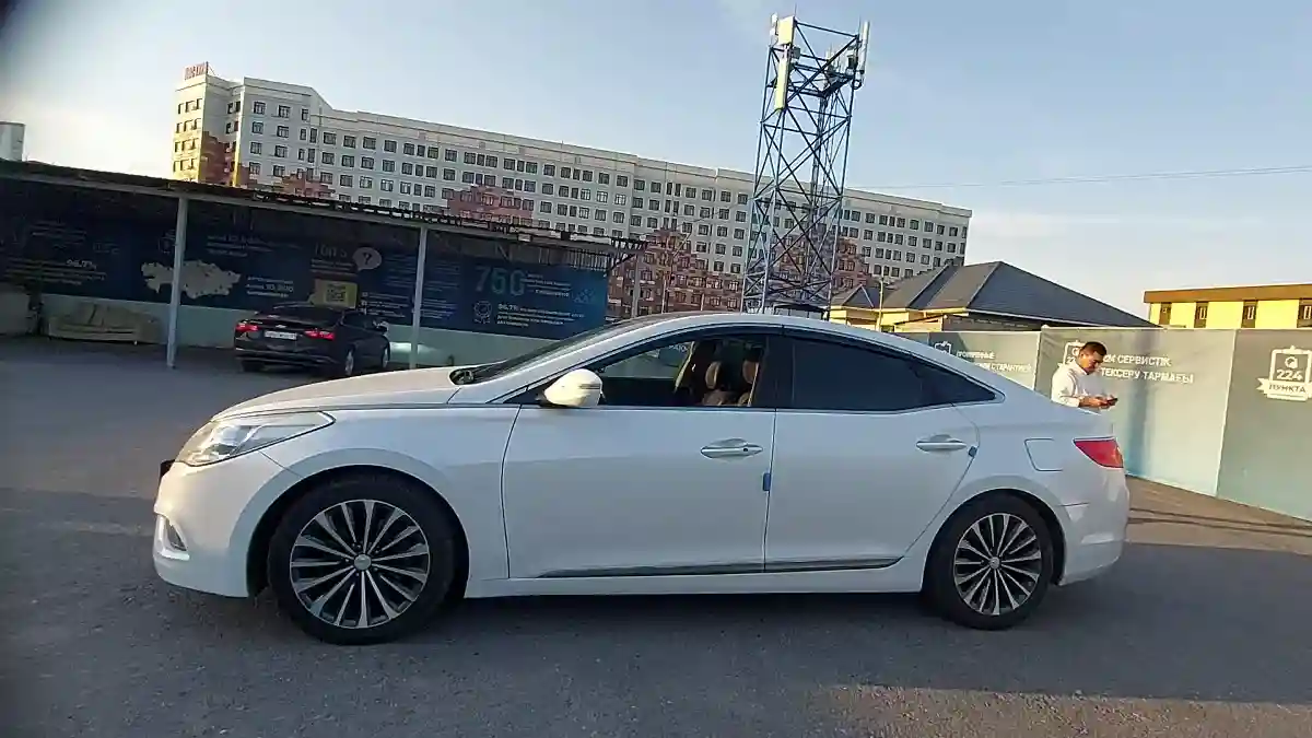 Hyundai Grandeur 2014 года за 7 300 000 тг. в Шымкент