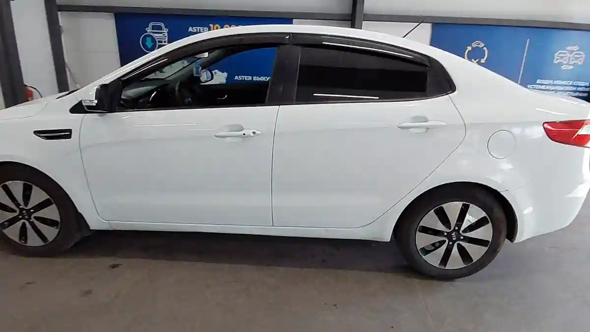 Kia Rio 2015 года за 5 500 000 тг. в Астана