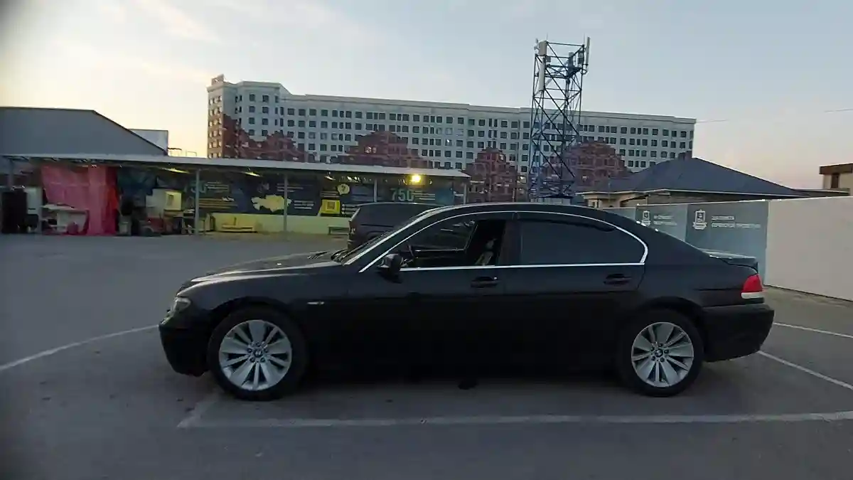 BMW 7 серии 2002 года за 3 500 000 тг. в Шымкент