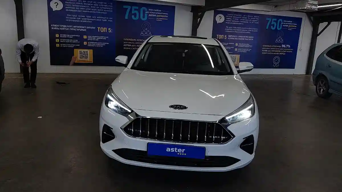 JAC J7 2023 года за 5 500 000 тг. в Астана