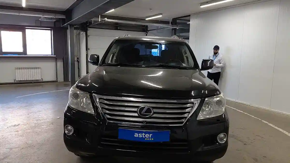 Lexus LX 2008 года за 18 000 000 тг. в Астана