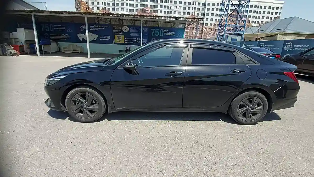 Hyundai Elantra 2021 года за 8 100 000 тг. в Шымкент