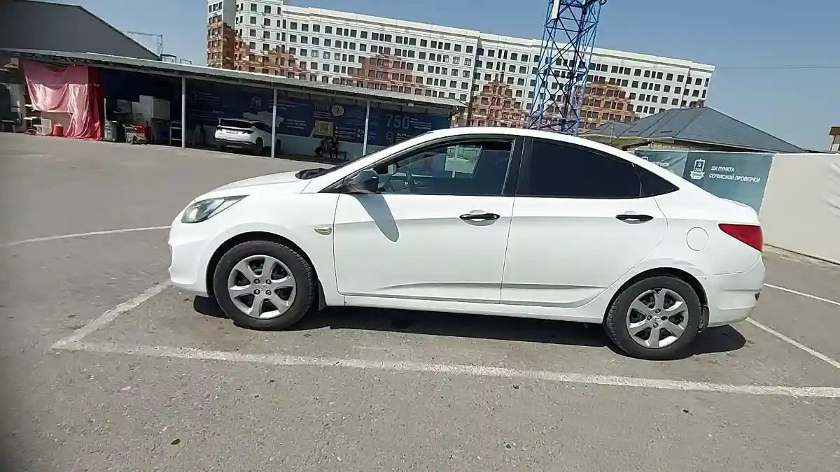 Hyundai Accent 2013 года за 3 600 000 тг. в Шымкент