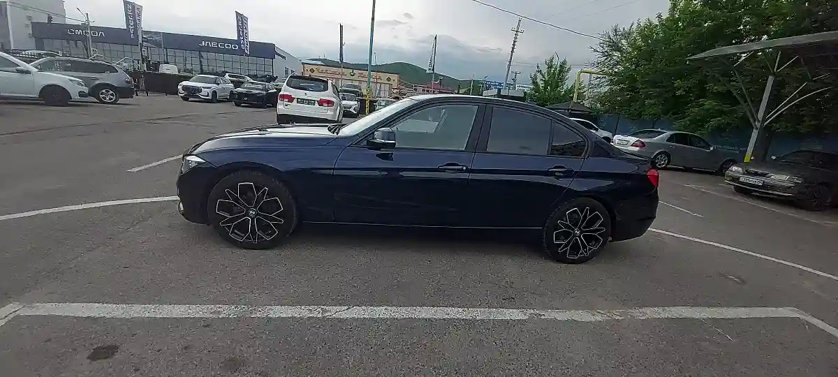 BMW 3 серии 2015 года за 9 000 000 тг. в Алматы