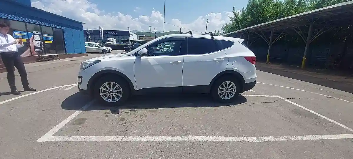 Hyundai Santa Fe 2014 года за 7 300 000 тг. в Алматы