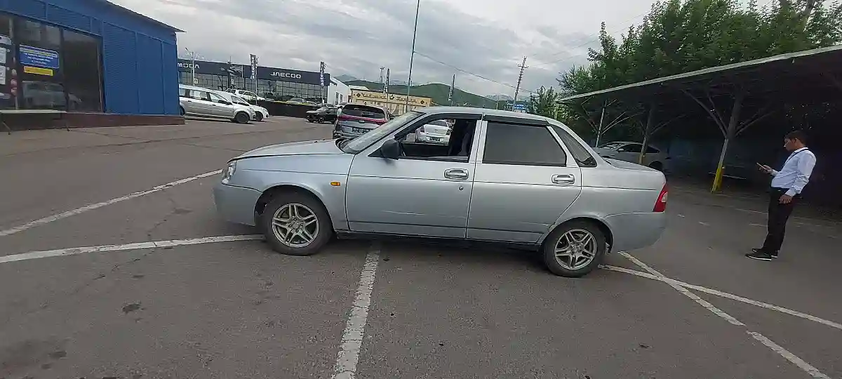LADA (ВАЗ) Priora 2008 года за 1 000 000 тг. в Алматы