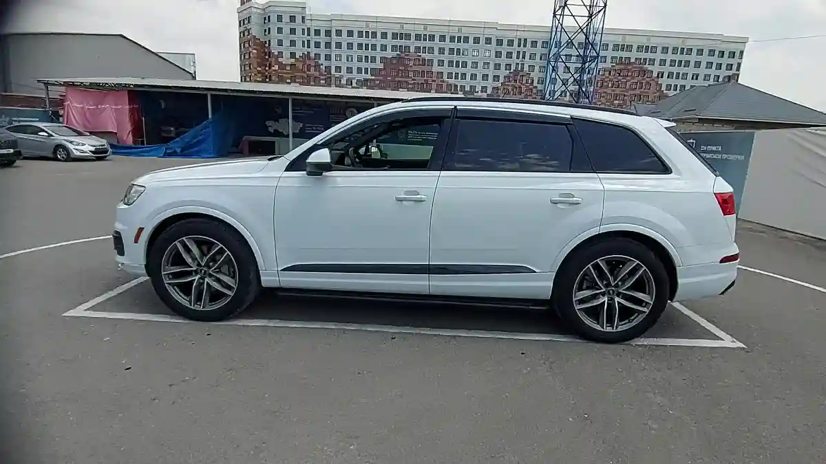 Audi Q7 2017 года за 19 000 000 тг. в Шымкент