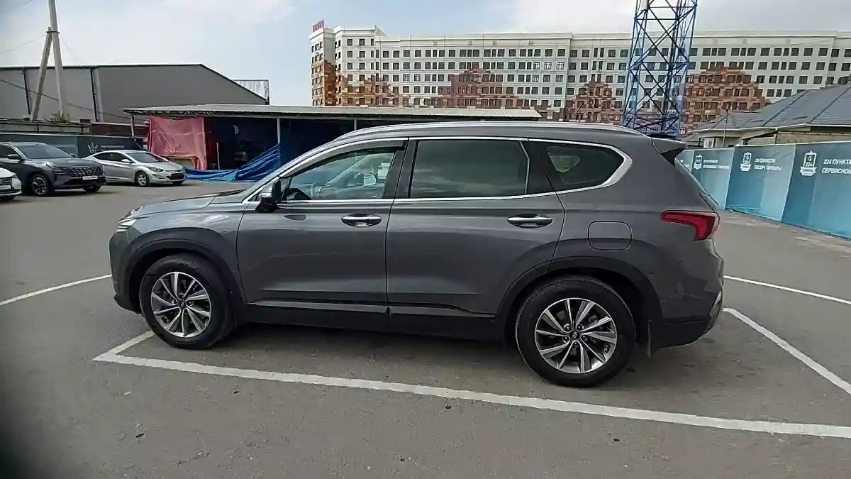 Hyundai Santa Fe 2020 года за 11 500 000 тг. в Шымкент