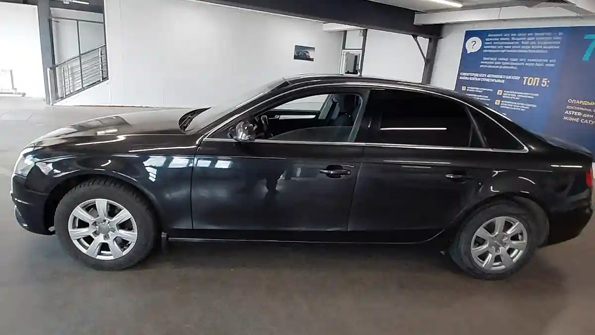 Audi A4 2011 года за 4 500 000 тг. в Астана