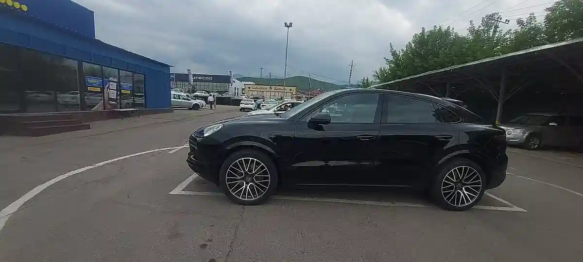 Porsche Cayenne 2020 года за 30 000 000 тг. в Алматы