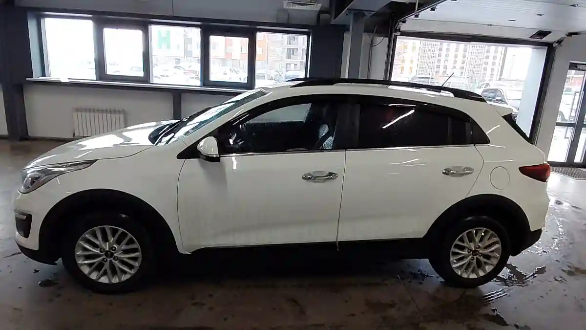 Kia Rio 2019 года за 7 500 000 тг. в Астана