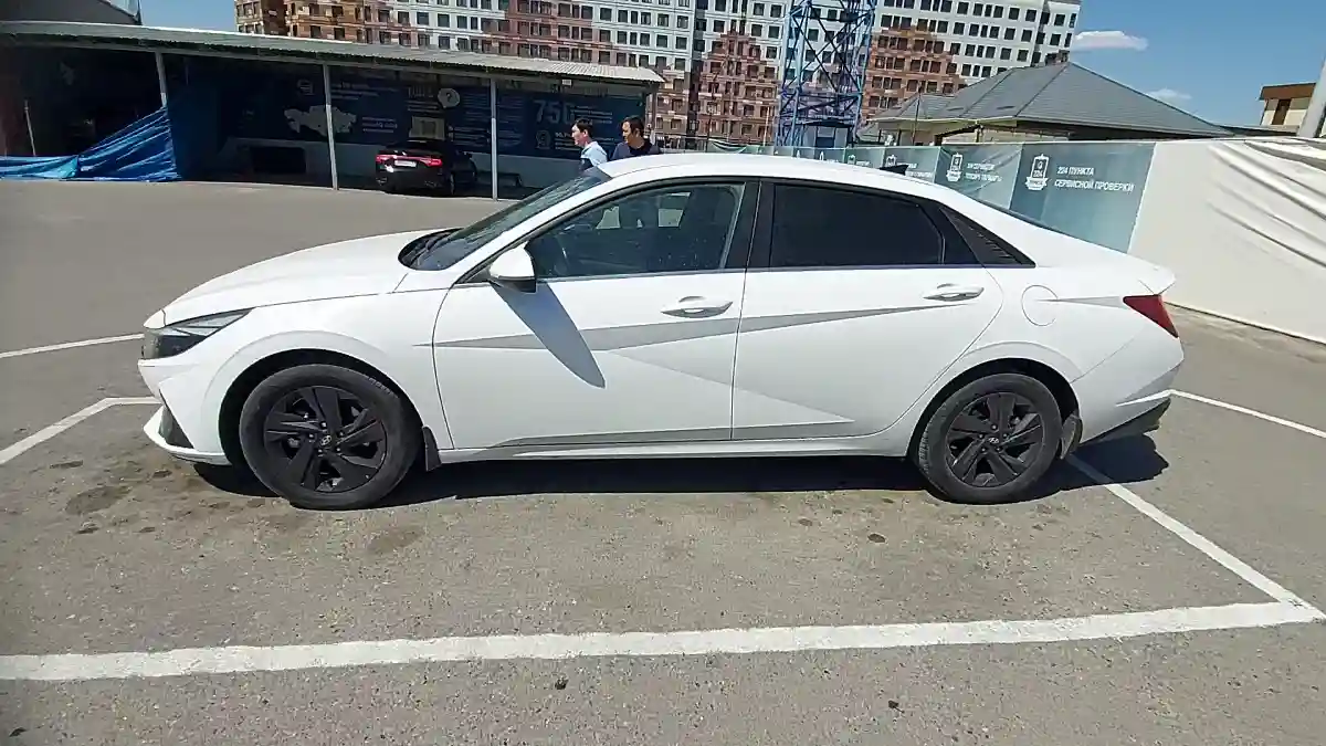 Hyundai Elantra 2022 года за 8 500 000 тг. в Шымкент