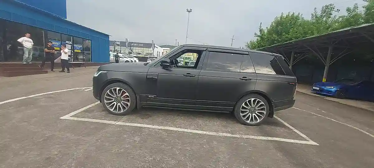 Land Rover Range Rover 2018 года за 31 000 000 тг. в Алматы