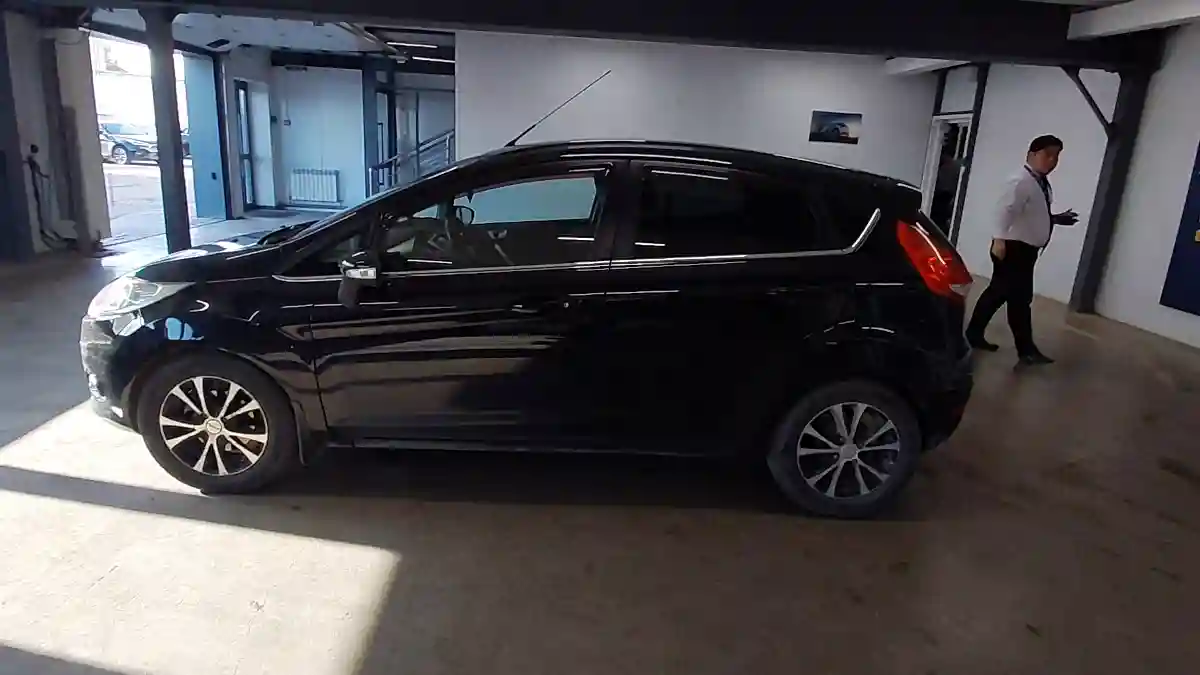 Ford Fiesta 2012 года за 3 500 000 тг. в Астана