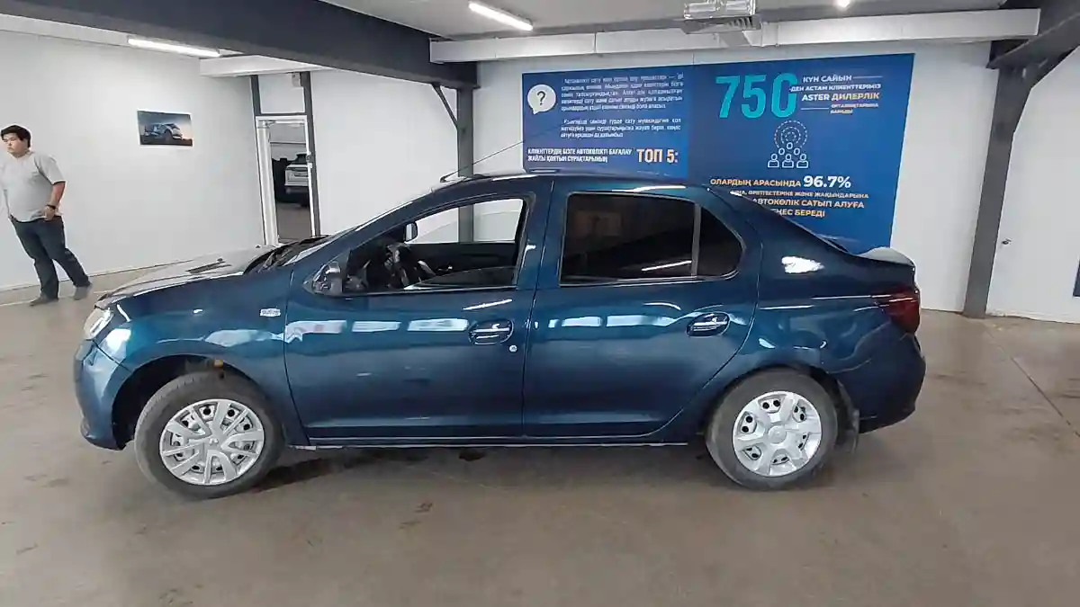 Renault Logan 2015 года за 2 600 000 тг. в Астана