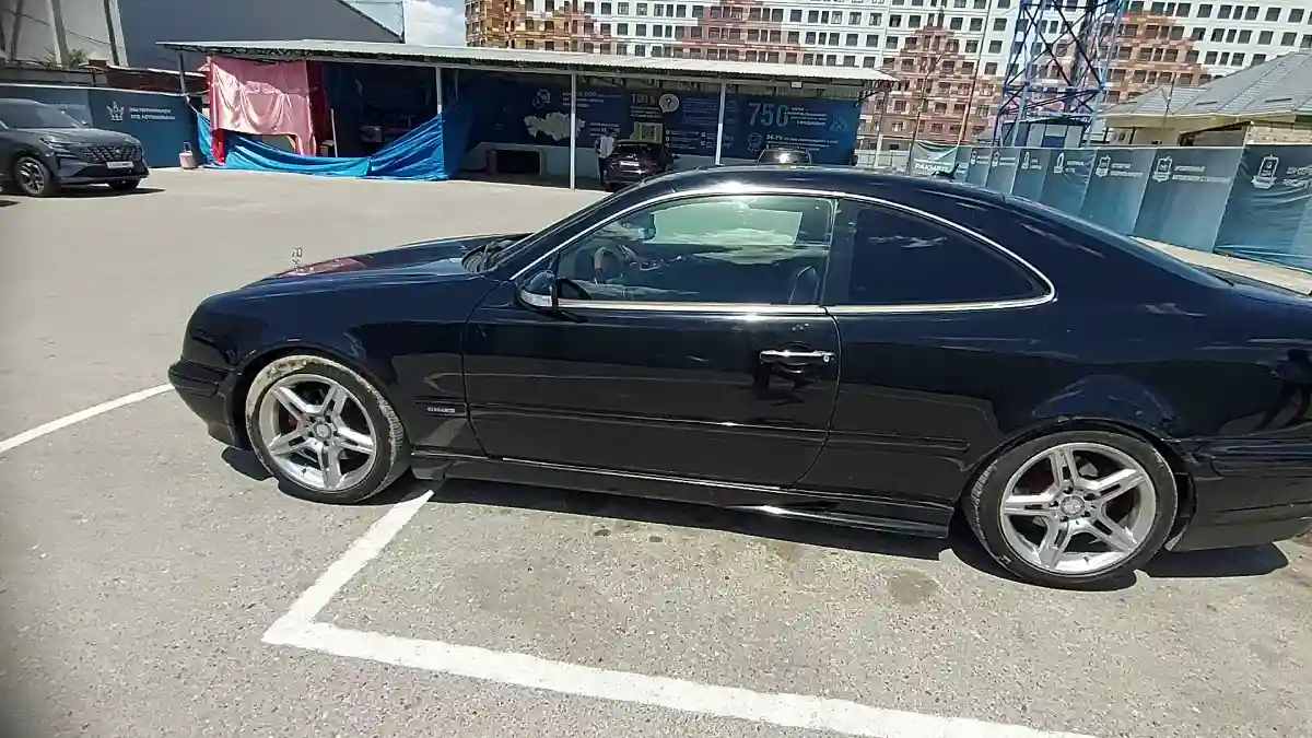 Mercedes-Benz CLK-Класс 2001 года за 3 000 000 тг. в Шымкент